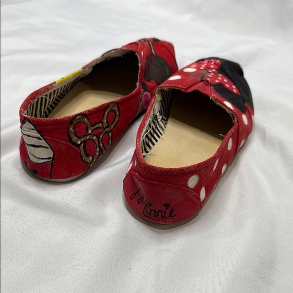 Minnie Mouse Disney Hand-Painted Women’s Shoes, size 8, snacks theme, Preowned - Picture 7 of 16